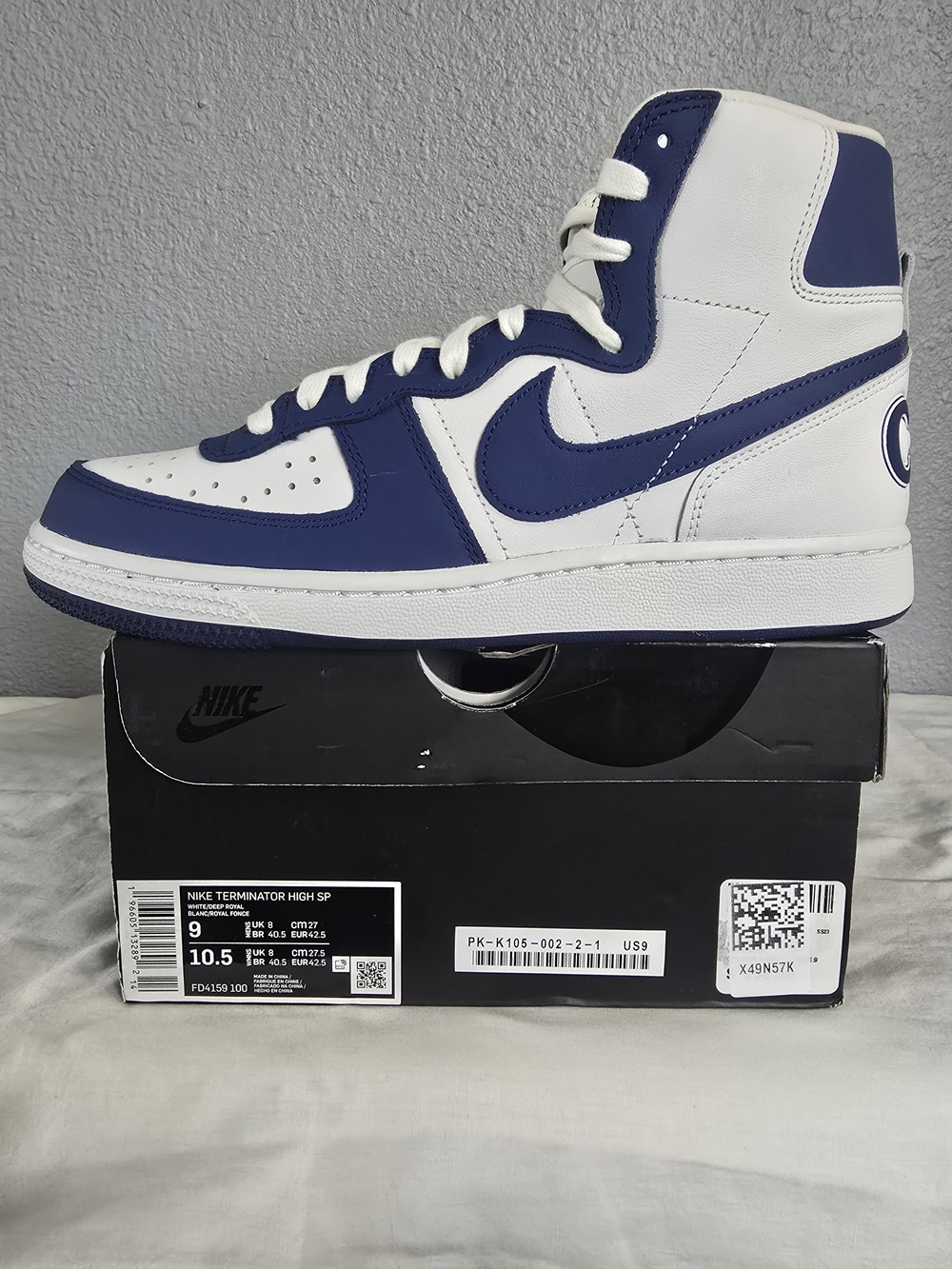 Nike Terminator Men’s High-Top Basketball Shoes - White & Navy